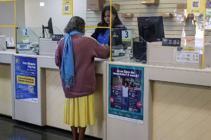 Bancos terão expediente especial em dia de jogos do Brasil na Copa