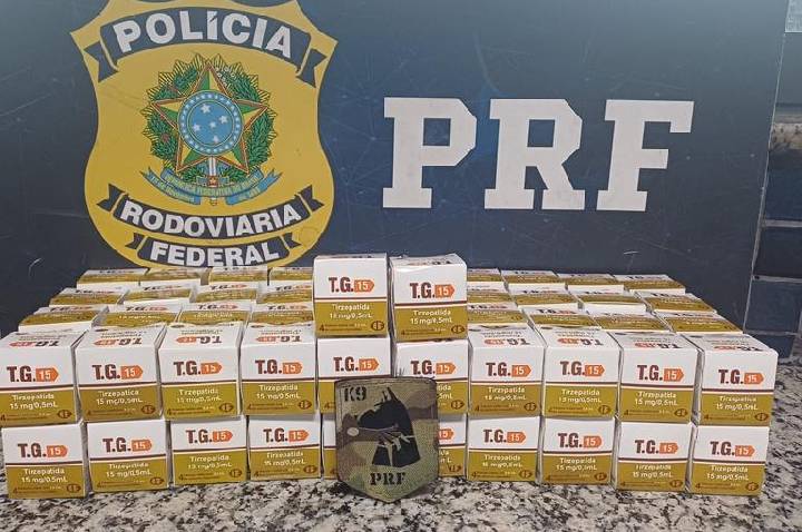 Mulher é presa pela PRF com medicamento proibido na BR-381 em Betim