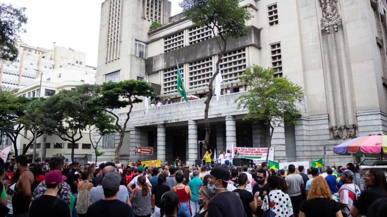 Comerciantes prometem ‘onda de desrespeito’ se Kalil não mudar decreto