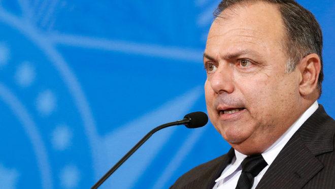 Pazuello diz que seis aeronaves levarão oxigênio para hospitais do Amazonas