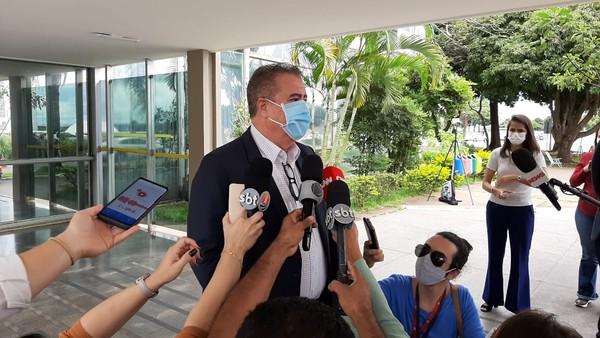 Prefeitos dizem que Pazuello anunciou início da vacinação em todo o país para o dia 20 de janeiro