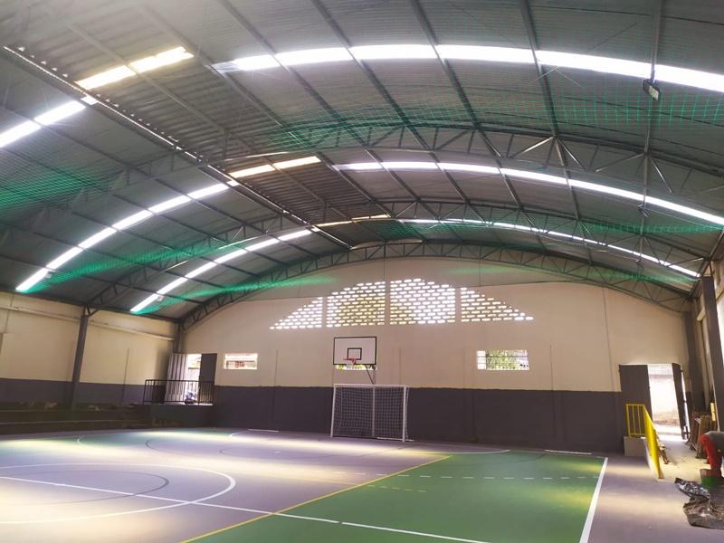 Quadra Poliesportiva do bairro Jardim Petrópolis é revitalizada