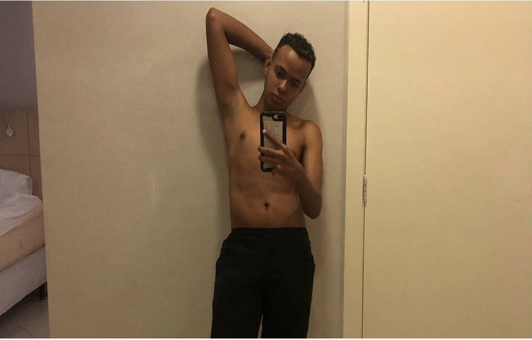 Ex-cantor gospel, Jotta A volta a usar drogas