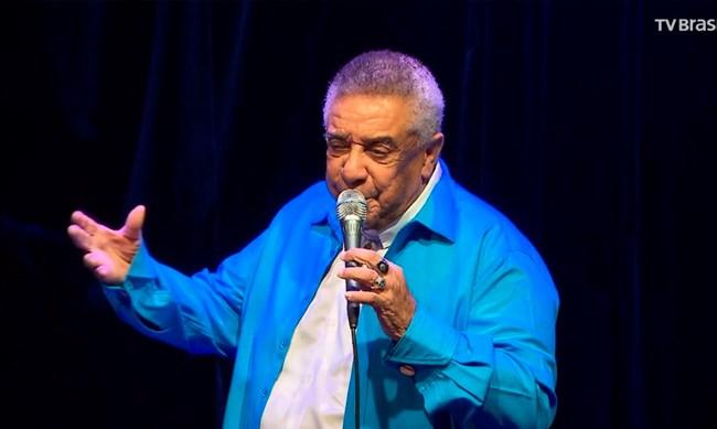 Internado com covid-19, Agnaldo Timóteo é intubado em hospital do Rio de Janeiro