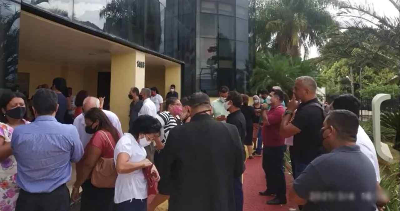 Pastor sofre AVC durante confusão na Assembleia de Deus