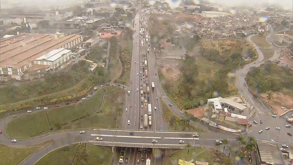 Pastoral de Rua São Judas Tadeu se esforça para levar alimento a quem não tem o que comer em Betim
