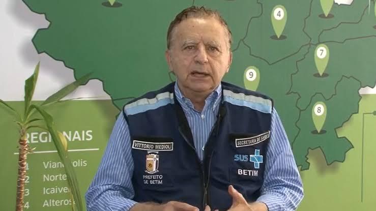 Betim revoga decreto do comércio