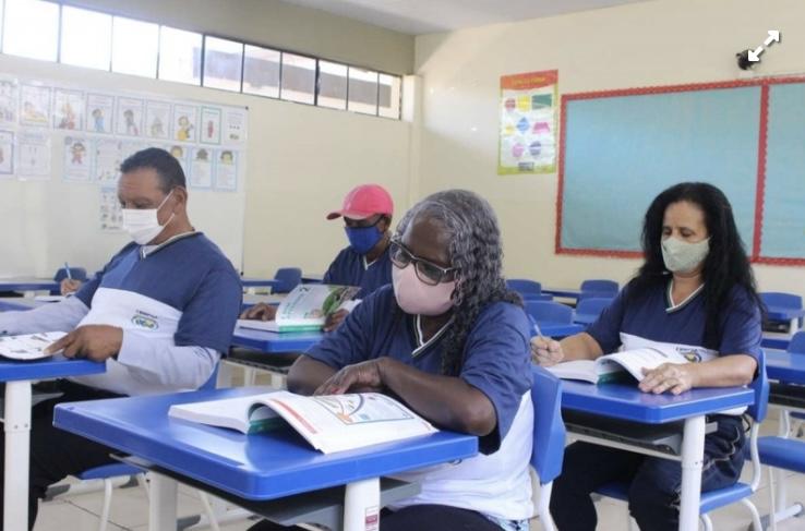 Quer colocar seus estudos em dia?