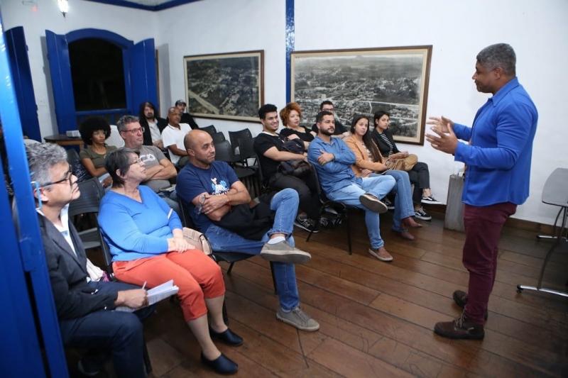 Prefeitura de Betim prepara capacitações para artistas que desejam pleitear verbas de incentivo à cultura