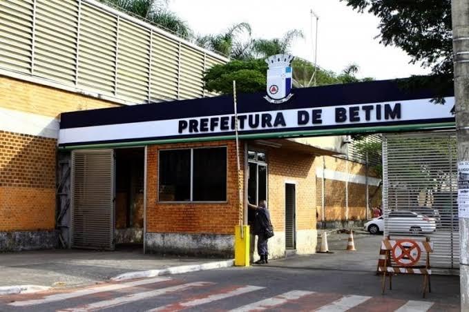 Chuvas causam danos na na subestação de energia elétrica da Prefeitura de Betim e impedem funcionamento de vários setores na quinta-feira (21/03)