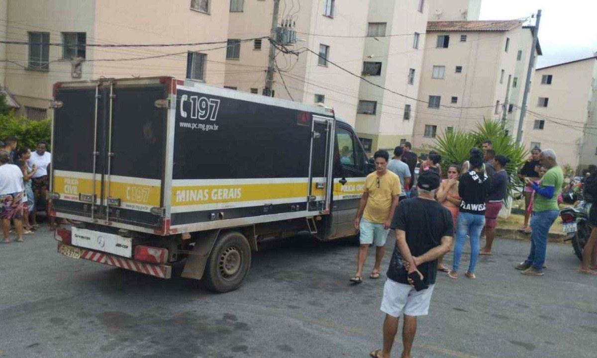 Polícia investiga assassinatos de três homens no bairro São Jorge, em Betim