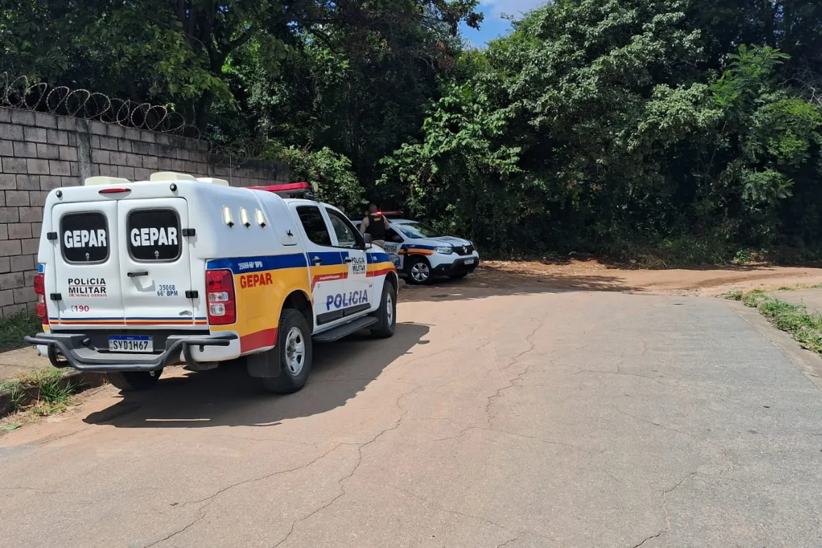 Homem é encontrado morto na entrada do monte de orações em Betim