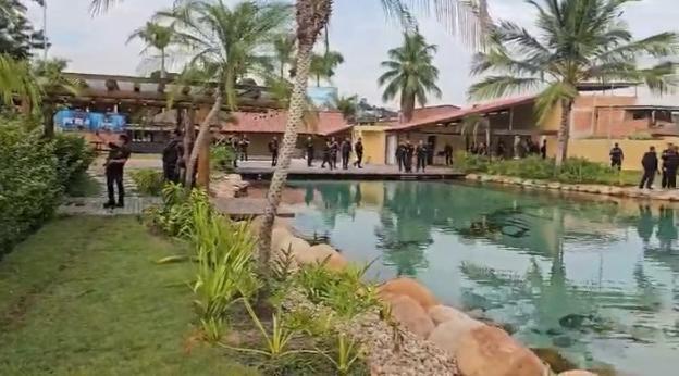 Traficante que se autodenomina evangélico e que mandava fechar terreiros de umbanda e candomblé é alvo de operação policial