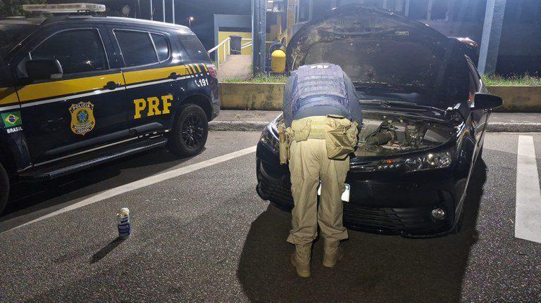 PRF recupera em Betim caminhão e Toyota Corolla furtados