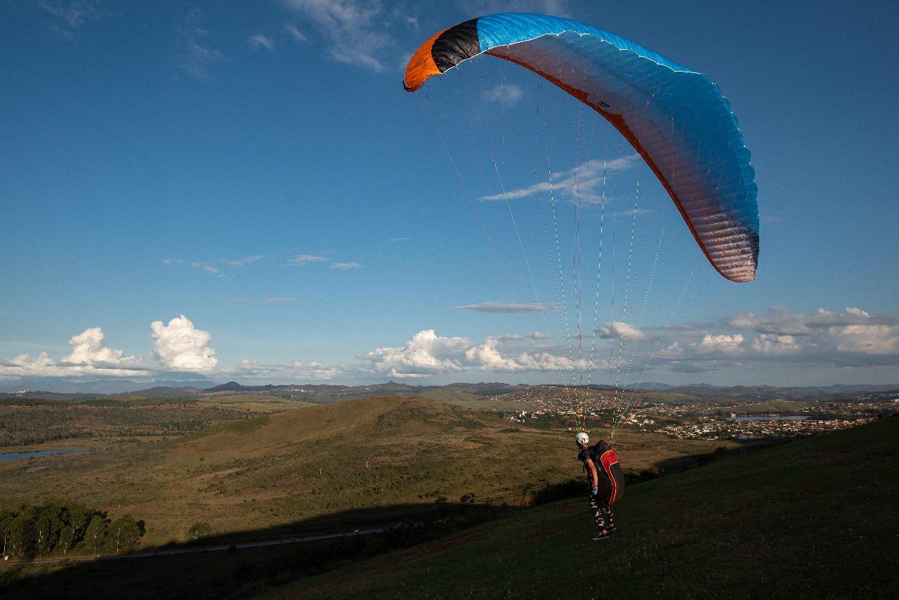 1º Open Brumadinho de Parapente será realizado na Lagoa dos Ingleses
