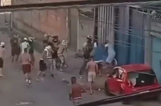 Conflito entre torcidas organizadas em Betim deixa feridos e provoca pânico