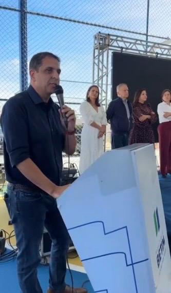 Betim inaugura Escola Municipal de Tempo Integral