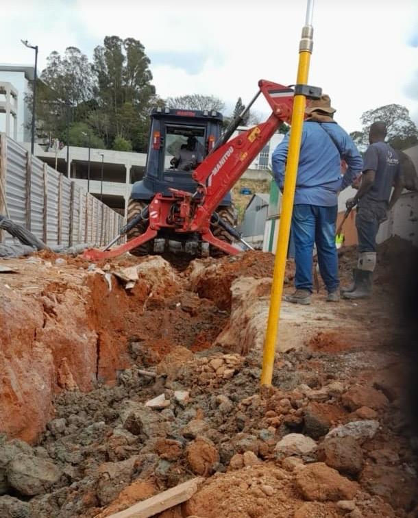 Operário morre soterrado durante obra de supermercado em Betim