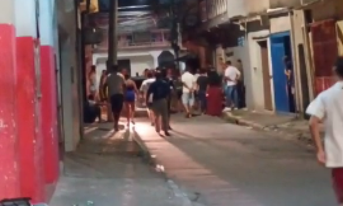 Ataque a tiros deixa dois mortos e um ferido no Jardim Teresópolis